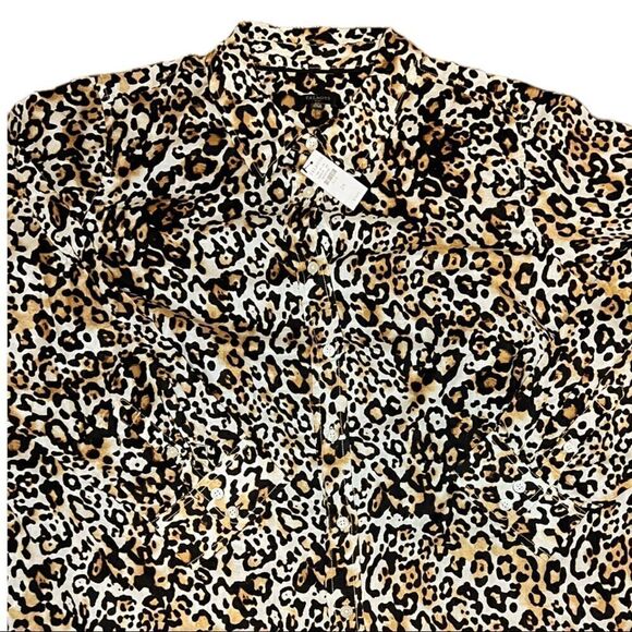 Talbots Classic Cotton Button Up in Leopard - Picture 8 of 10